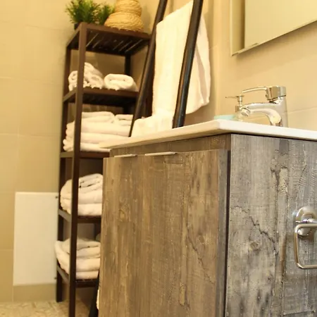 בית נופש Cozy Kouk חאניה